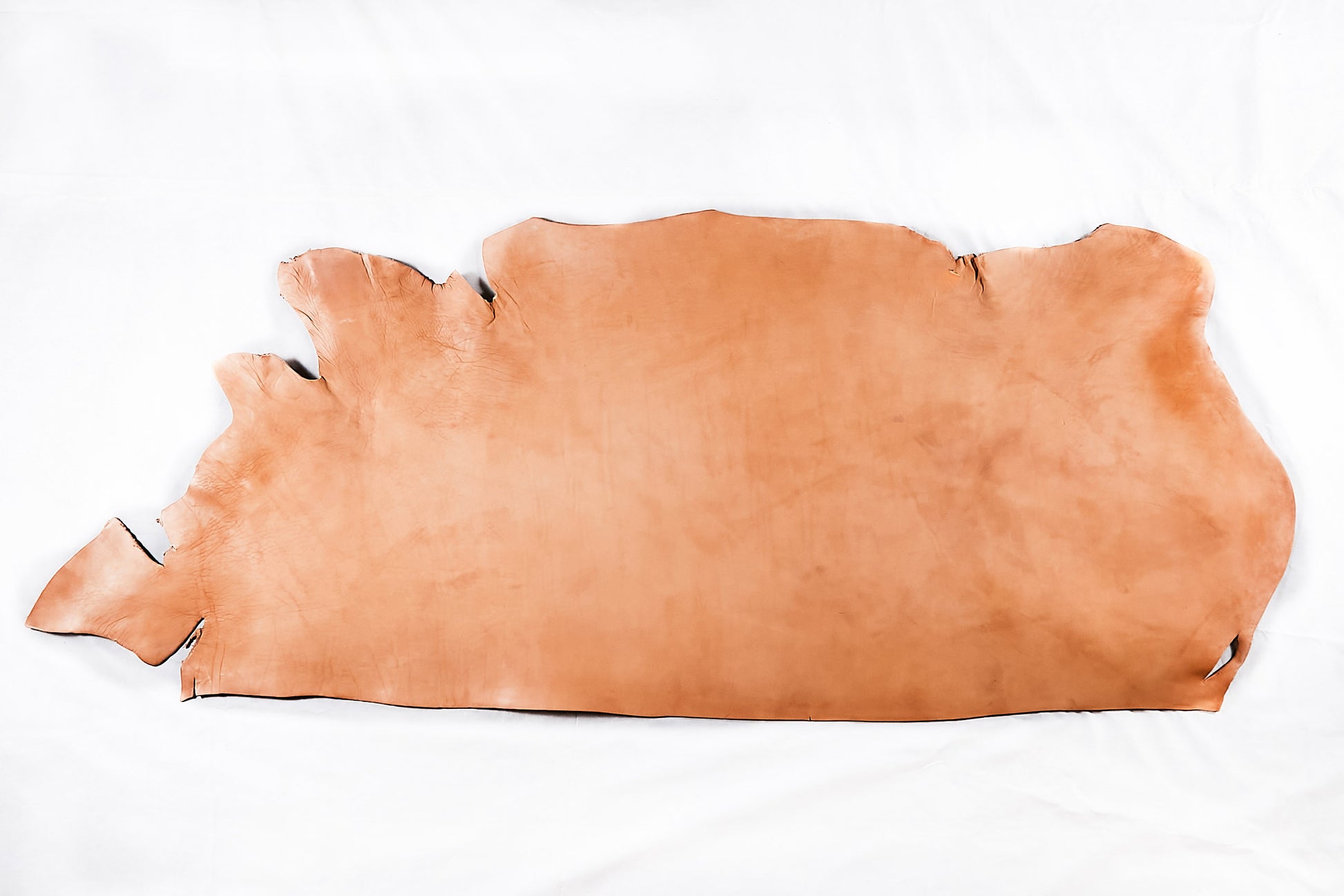 Natural leather argentinian skirting side hide